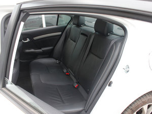 2012款2.0L TYPE-S自动版 后排座椅