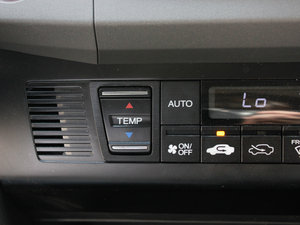 2012款2.0L TYPE-S自动版 中控区