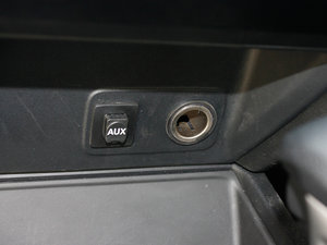 2012款2.0L TYPE-S自动版 中控区