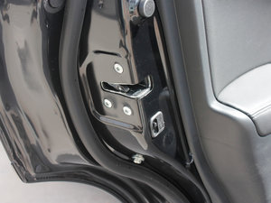 2012款2.4L VTi 四驱豪华版 细节外观