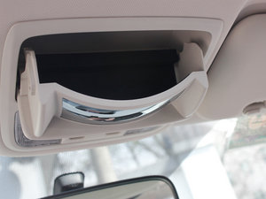 2012款2.4L VTi 四驱豪华版 空间座椅