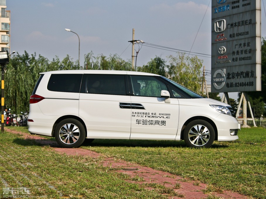 2012 2.4L VTi-S F