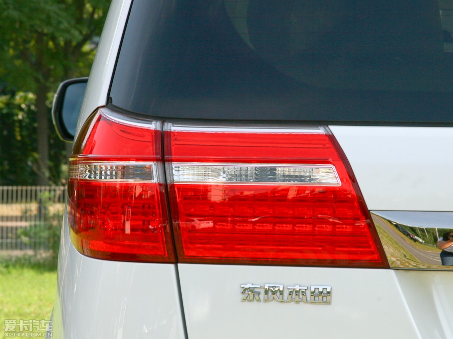 2012����� 2.4L VTi-S ���F��