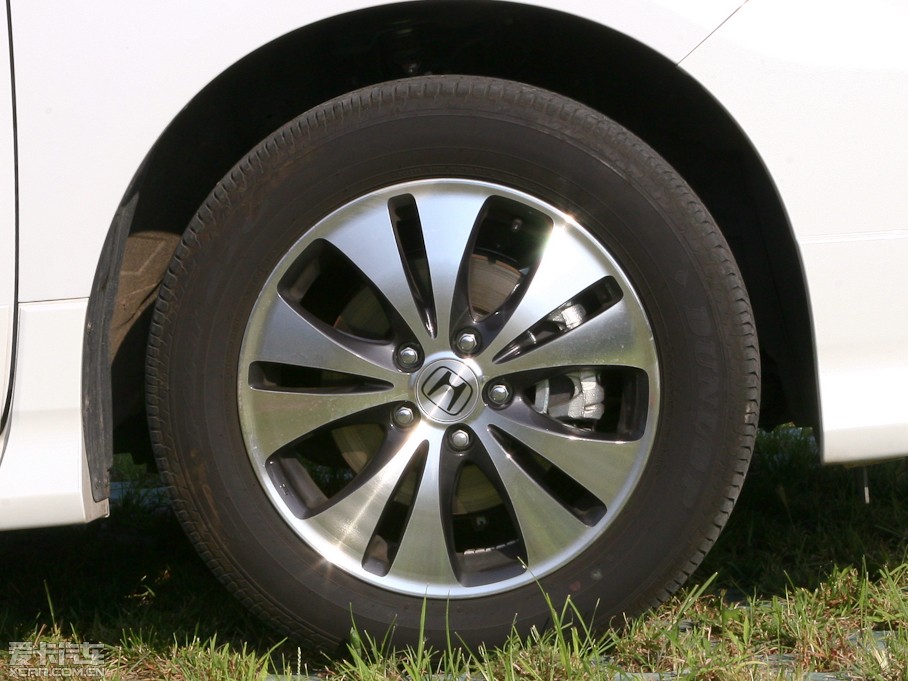 2012 2.4L VTi-S F