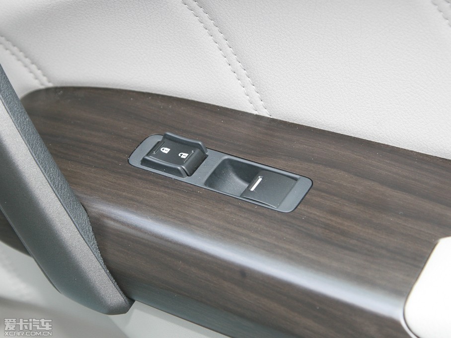 2012 2.4L VTi-S F