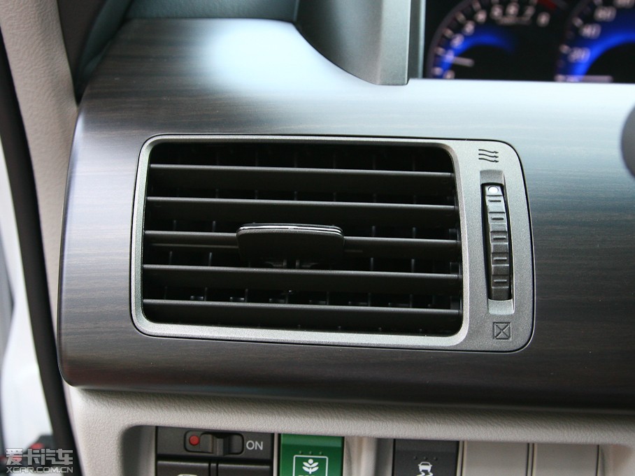 2012 2.4L VTi-S F