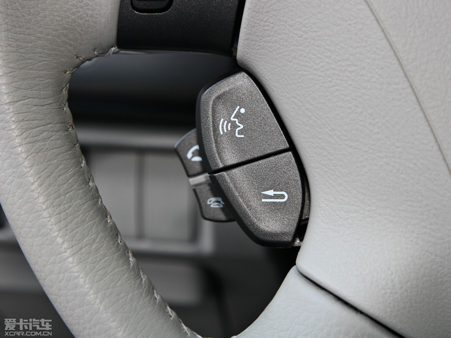 2012 2.4L VTi-S F