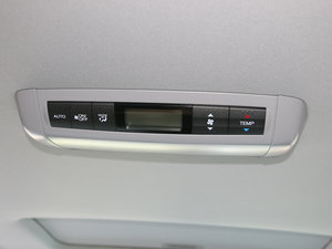2012款2.4L VTi-S 尊贵版 中控区