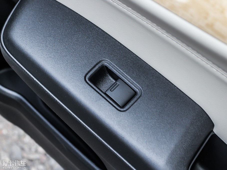 2013ܵ 1.8L Ԅ(dng)m 5