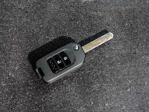 20131.8L Ԅ(dng)m 5 ܇耳