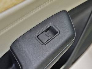 20131.8L CVT A 6 п؅^