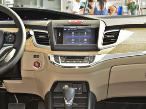 20131.8L CVT A 6 п_