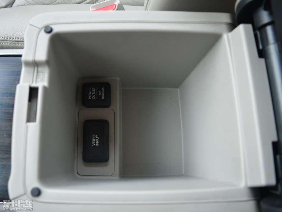 2013 2.4L VTi-S NAVI F(do)