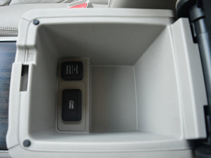 20132.4L VTi-S NAVI F(do) g