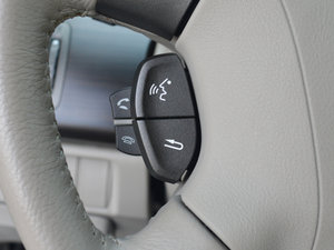 20132.4L VTi-S NAVI F п؅^