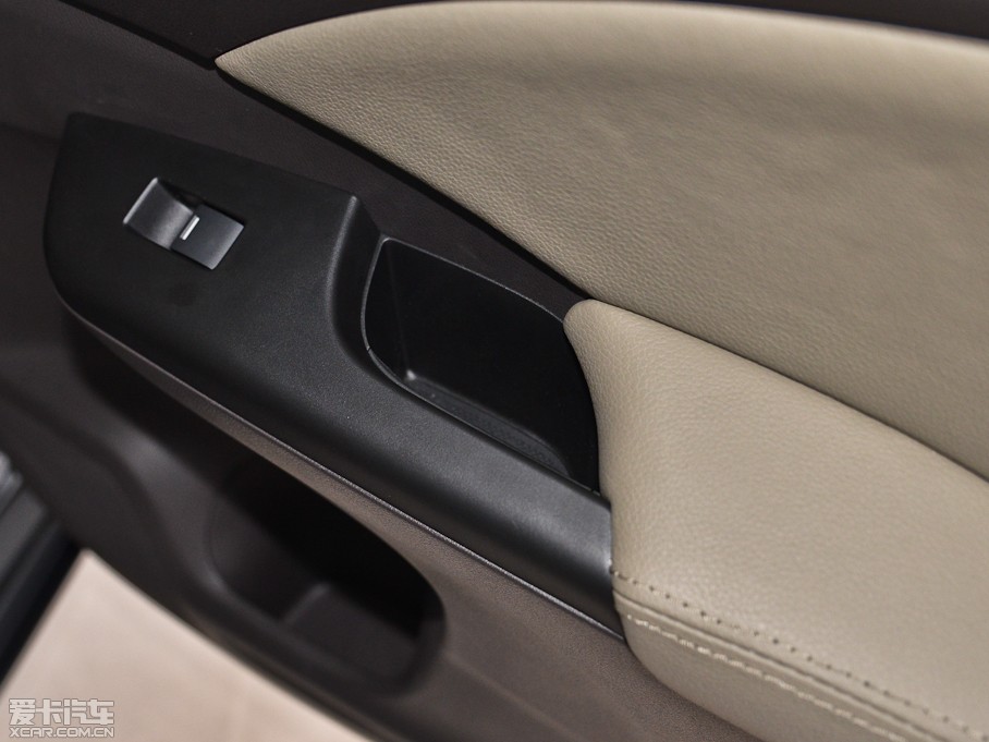 2013CR-V 2.0L Lxi (q)а