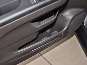 20132.0L Lxi 򌶼а ǰTg