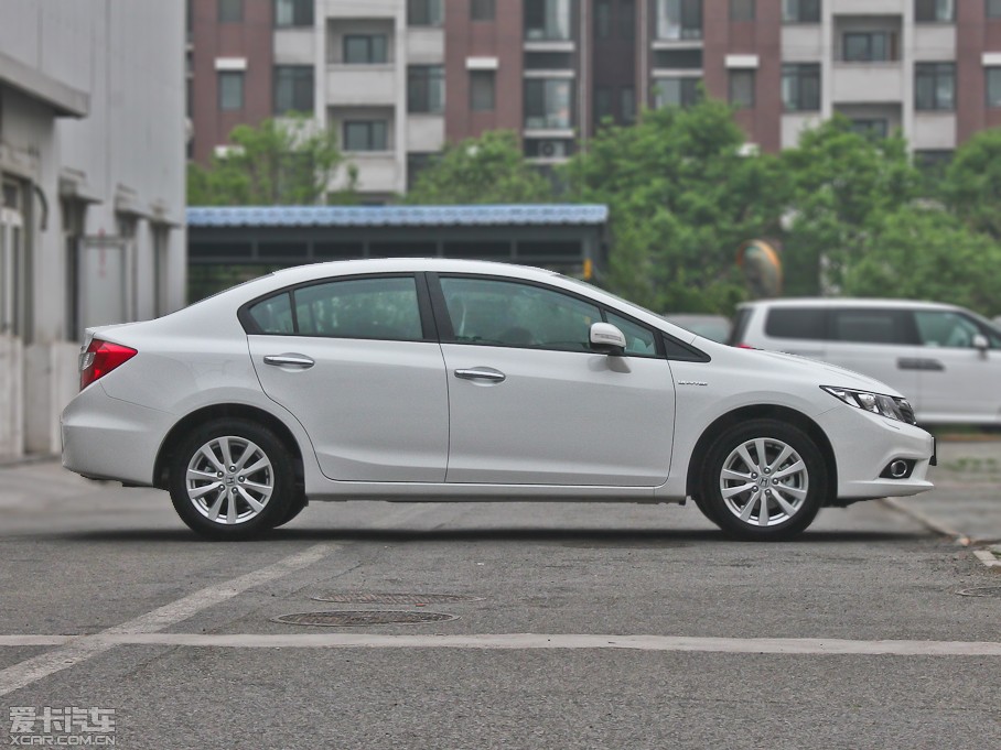 2013˼ ʮo 1.8L ԄӺA