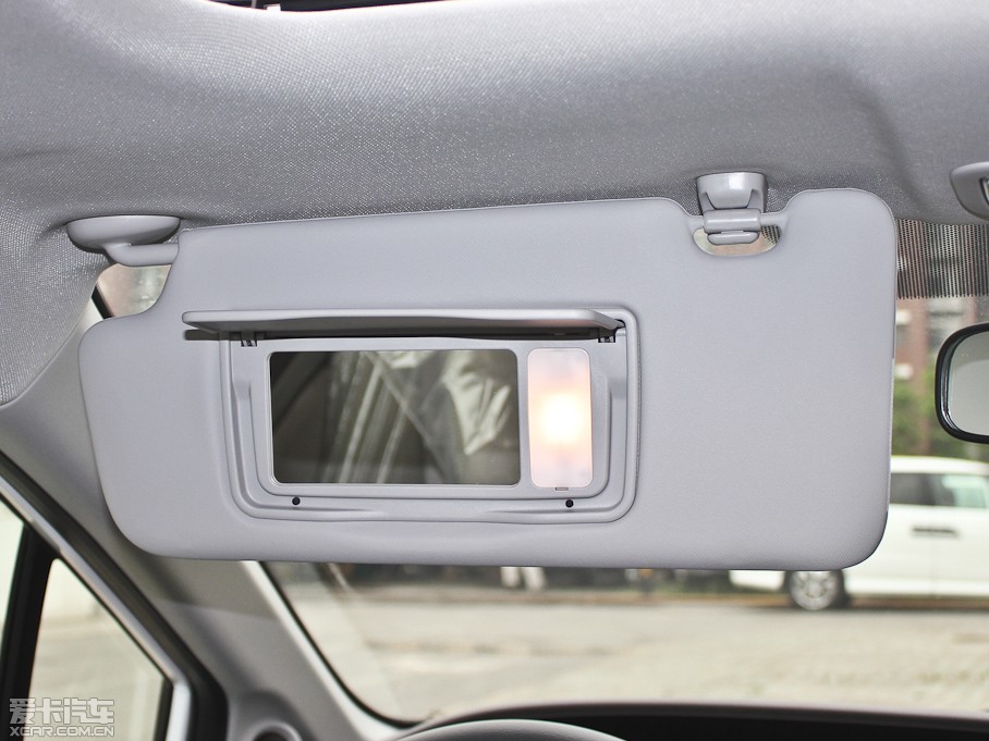 2013˼ ʮo 1.8L ԄӺA