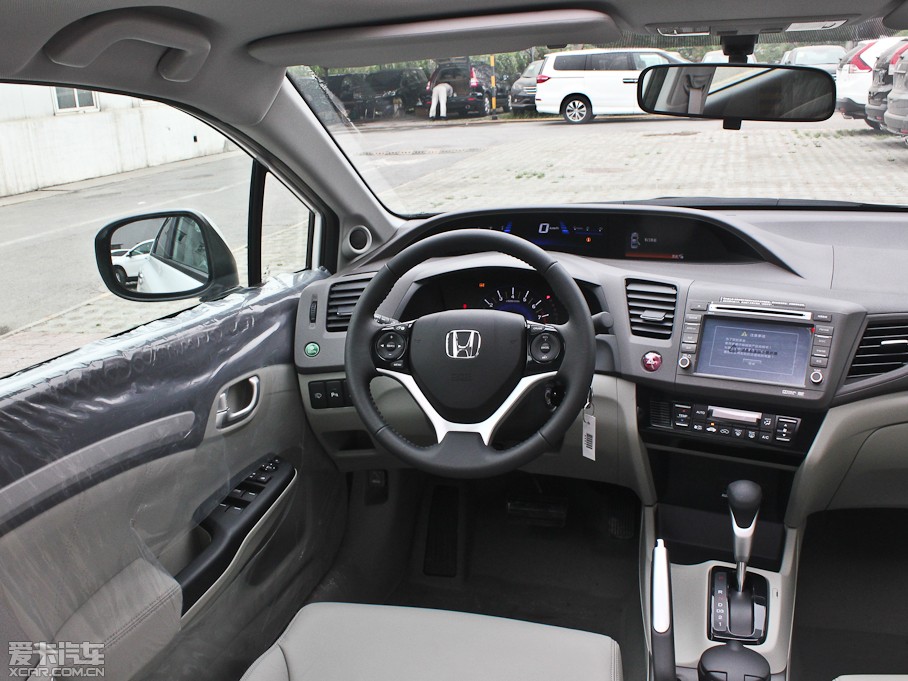 2013˼ ʮo(j) 1.8L Ԅ(dng)A