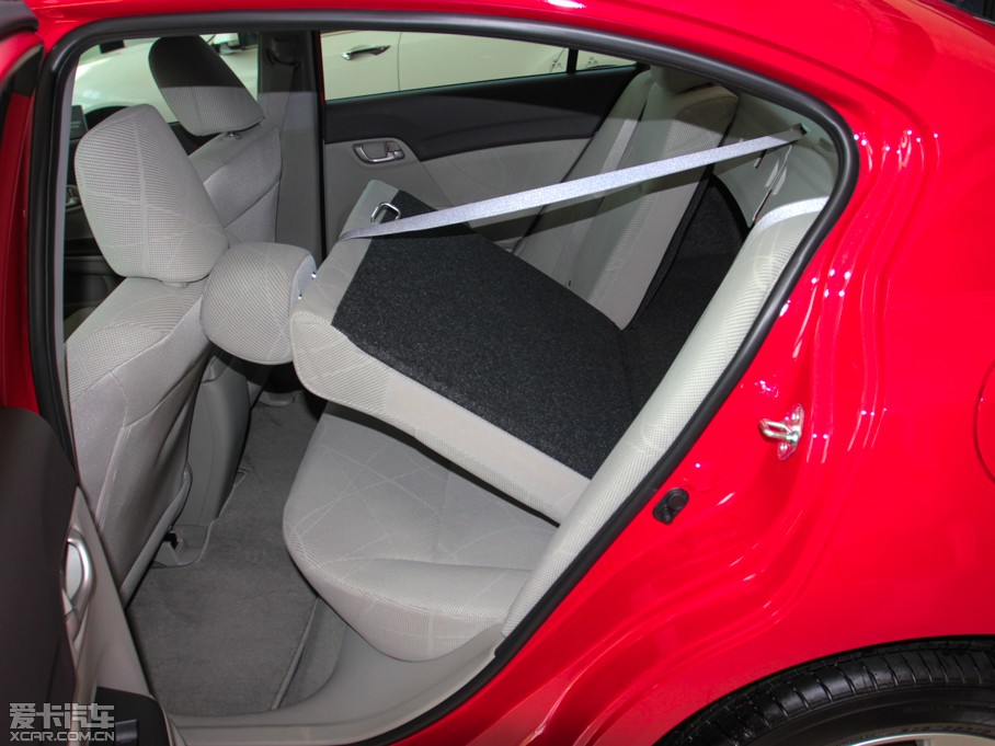 2013˼ ʮo(j) 1.8L Ԅm