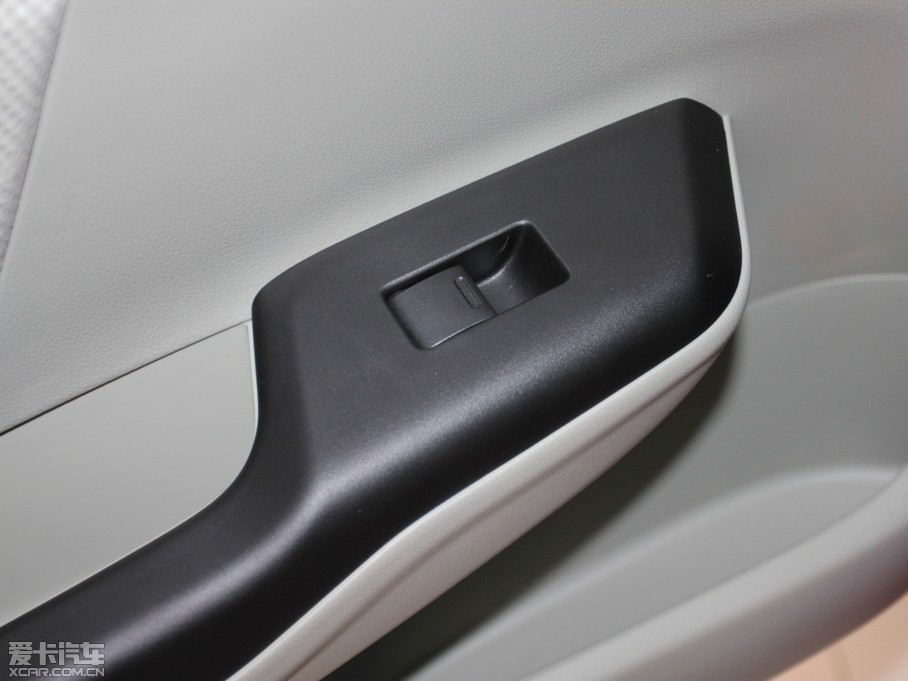 2013˼ ʮo(j) 1.8L Ԅ(dng)m