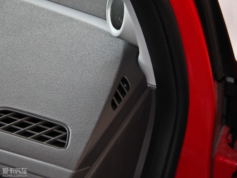 2013˼ ʮo 1.8L ԄӺA