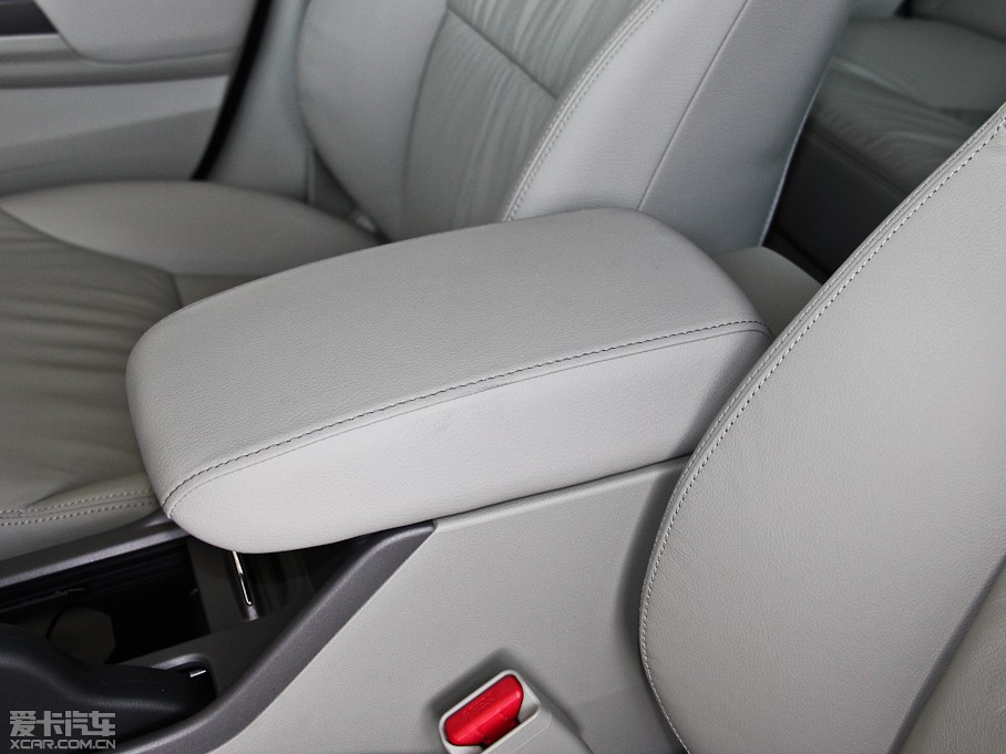 2013˼ ʮo 1.8L ԄӺA