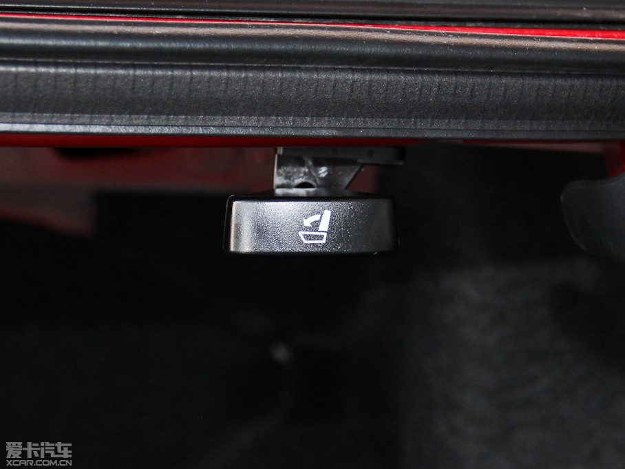 2013˼ ʮo 1.8L ԄӺA