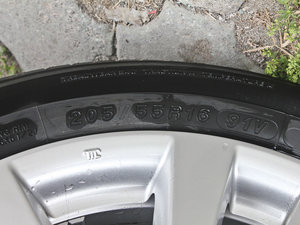 2013ʮo(j) 1.8L ԄӺA ݆̥ߴ