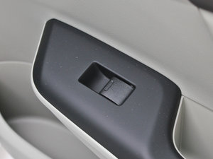 2013ʮo(j) 1.8L ԄӺA п؅^(q)