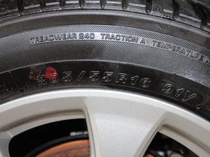 2013ʮo 1.8L Ԅm ݆̥ߴ