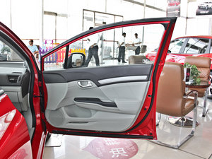 2013ʮo(j) 1.8L Ԅ(dng)A g