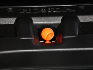 2013ʮo(j) 1.8L Ԅ(dng)A 