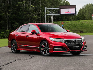 2015款2.4L DCT Si 整体外观