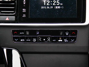 2015款2.0L CVT 尊贵版 空调调节