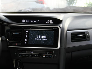 2015款2.0L CVT 典藏版 空调出风口