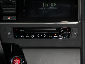 2015款2.0L CVT 典藏版 空调调节