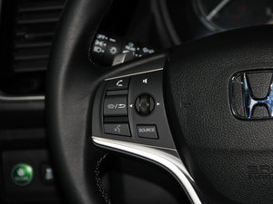 2015款2.0L CVT 典藏版 中控区