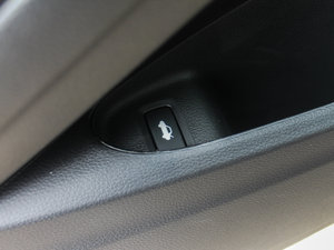 2015款2.0L CVT 豪华版 空间座椅