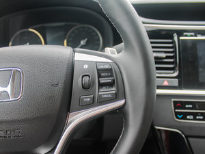 2015款2.0L CVT 豪华版 中控区