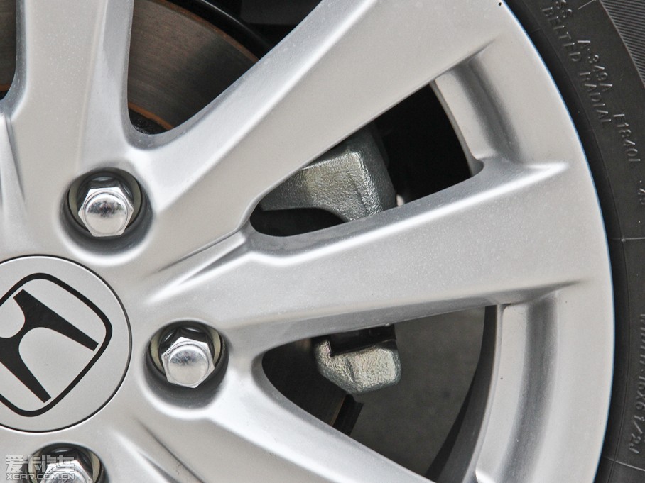 2014˼ 1.8L LXi Ԅ(dng)(jng)