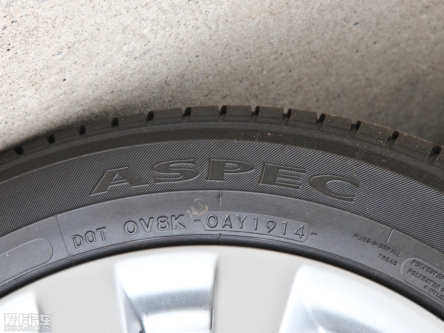 2014˼ 1.8L LXi Ԅӽ