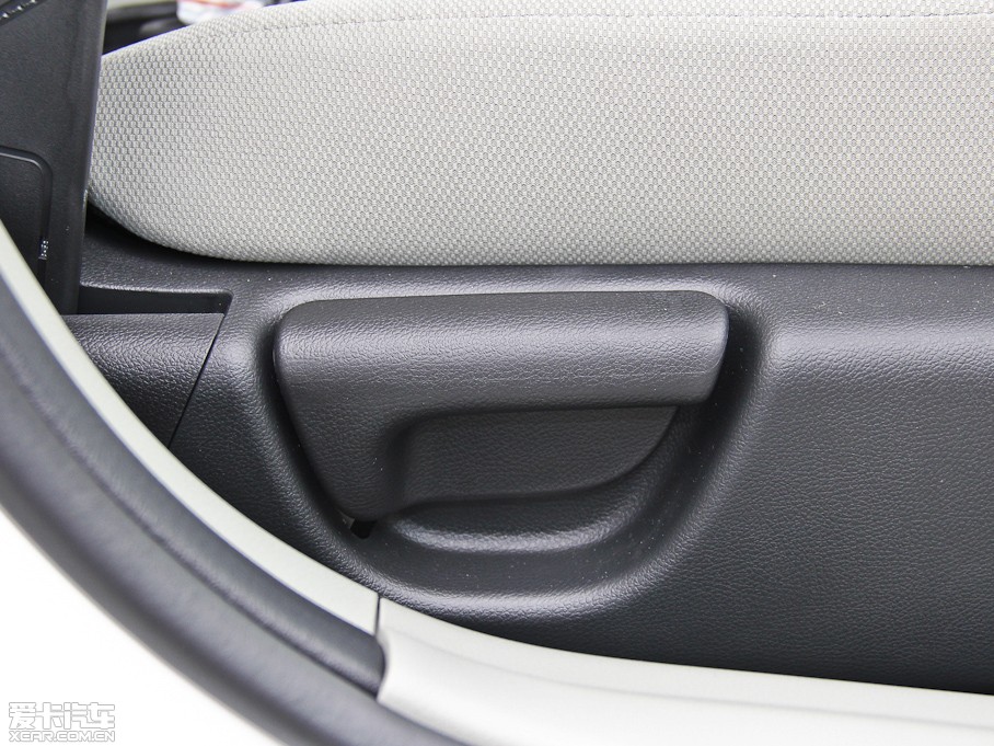 2014˼ 1.8L LXi Ԅ(dng)(jng)