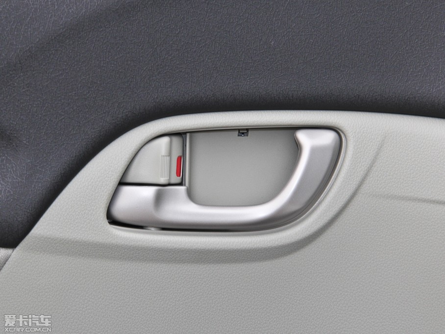 2014˼ 1.8L LXi Ԅӽ