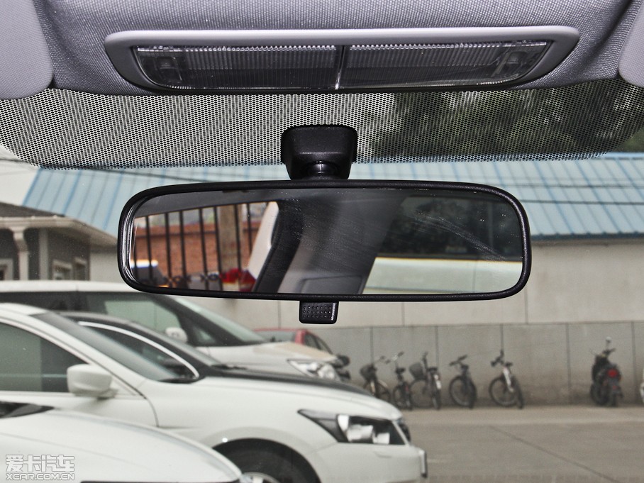 2014˼ 1.8L LXi Ԅӽ