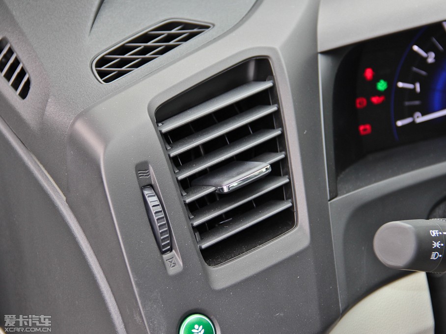 2014˼ 1.8L LXi Ԅ(dng)(jng)