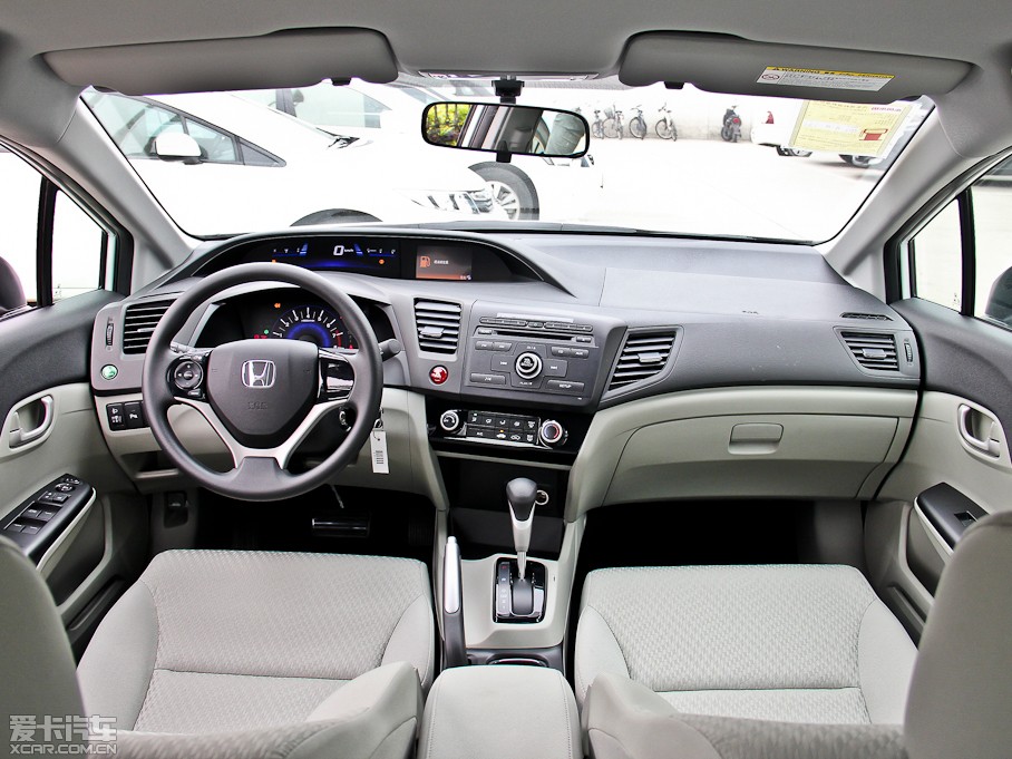 2014˼ 1.8L LXi Ԅӽ