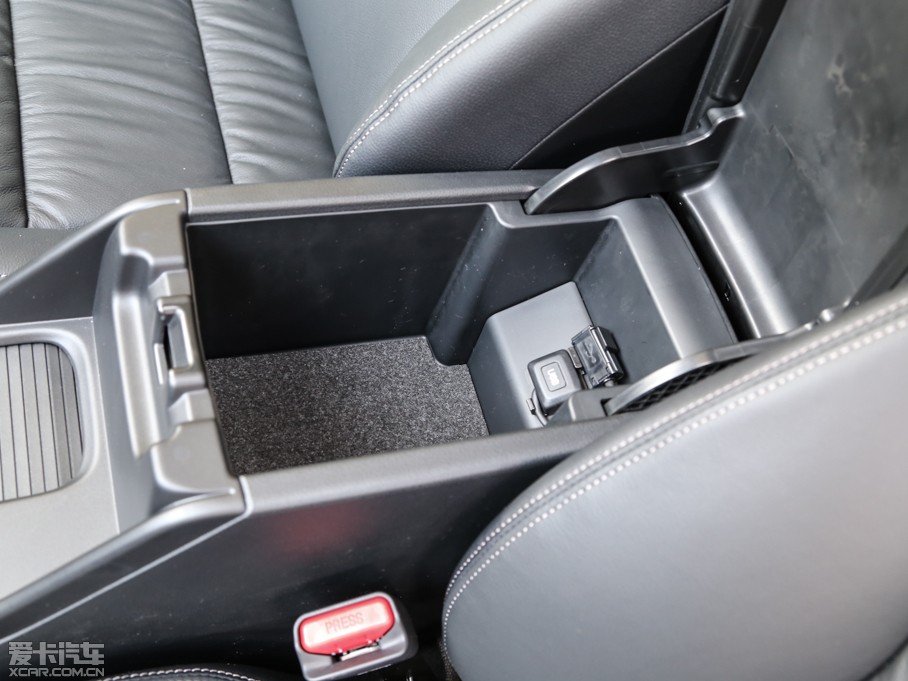 2014˼ 1.8L VTi ԄӺA