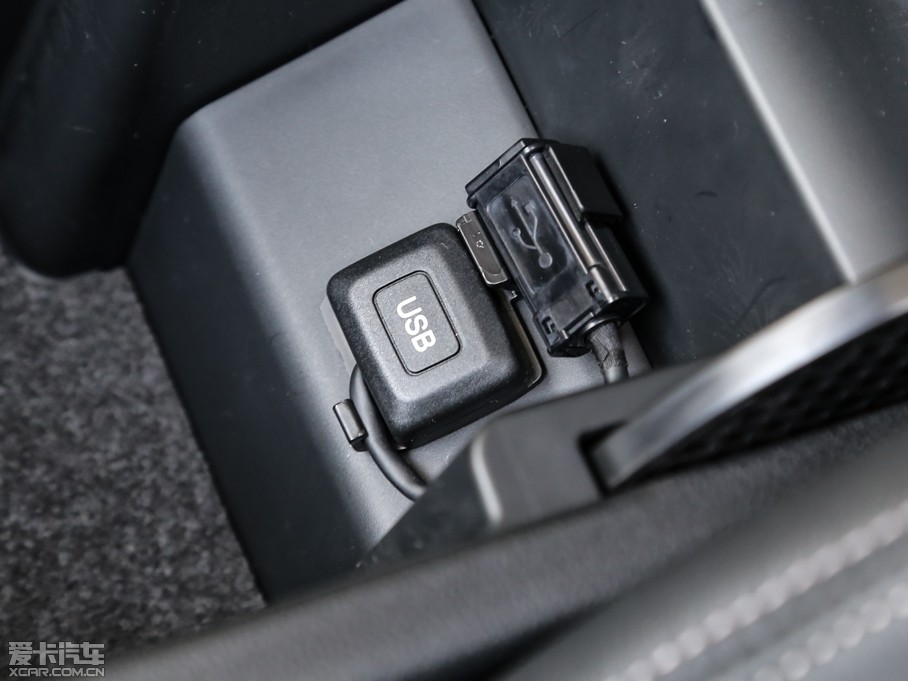 2014˼ 1.8L VTi ԄӺA